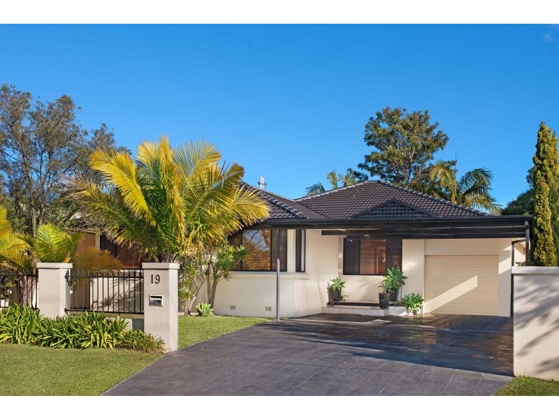 19 Bushlands Ave, Killarney Vale NSW 2261
