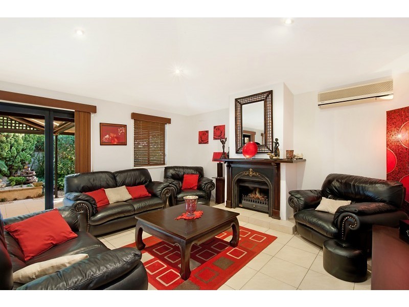 19 Bushlands Ave, Killarney Vale NSW 2261