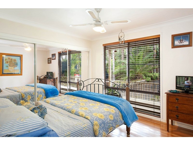 243 Cygnet Drive, Berkeley Vale NSW 2261