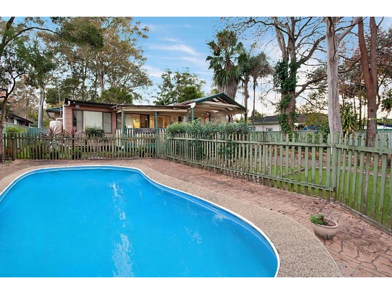 3 Bundilla Parade, Berkeley Vale NSW 2261