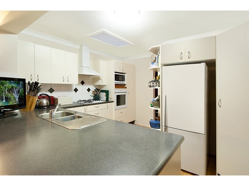 3 Bundilla Parade, Berkeley Vale NSW 2261