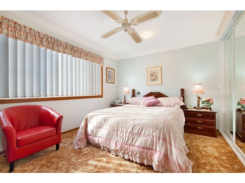 13 Sunnyhills Terrace, Berkeley Vale NSW 2261
