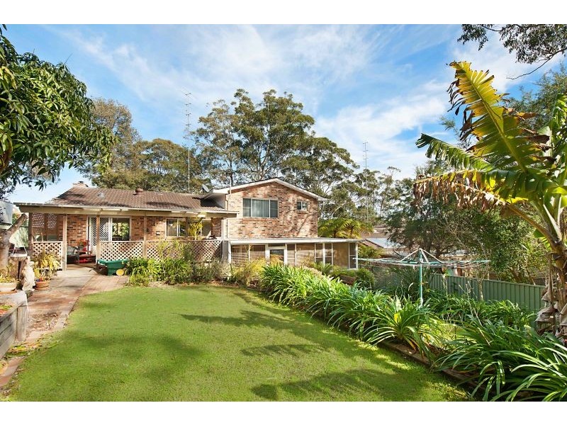 13 Sunnyhills Terrace, Berkeley Vale NSW 2261