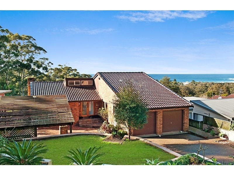 92 Bradleys Road, North Avoca NSW 2260