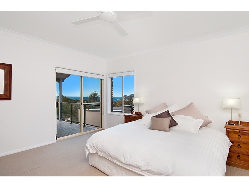 92 Bradleys Road, North Avoca NSW 2260