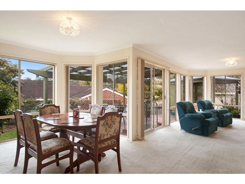 2 Bega Close, Glenning Valley NSW 2261