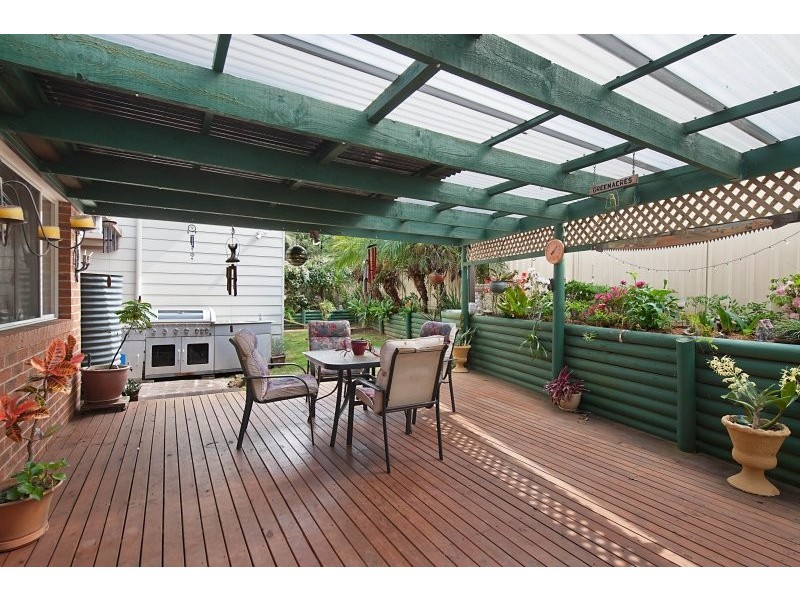 8 Oakehampton Court, Bateau Bay NSW 2261