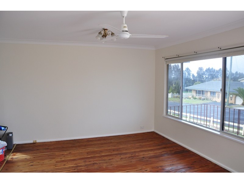 1 Highcleare Street, Bateau Bay NSW 2261