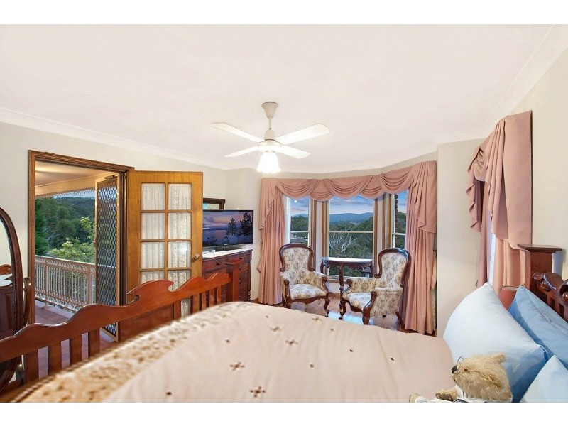 74 Rickard St, Bateau Bay NSW 2261