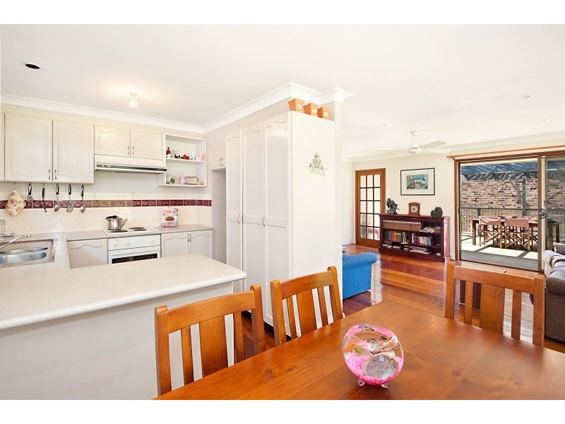 35 Platypus Rd, Berkeley Vale NSW 2261