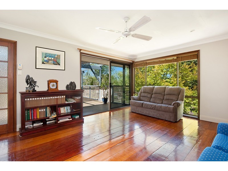 35 Platypus Rd, Berkeley Vale NSW 2261