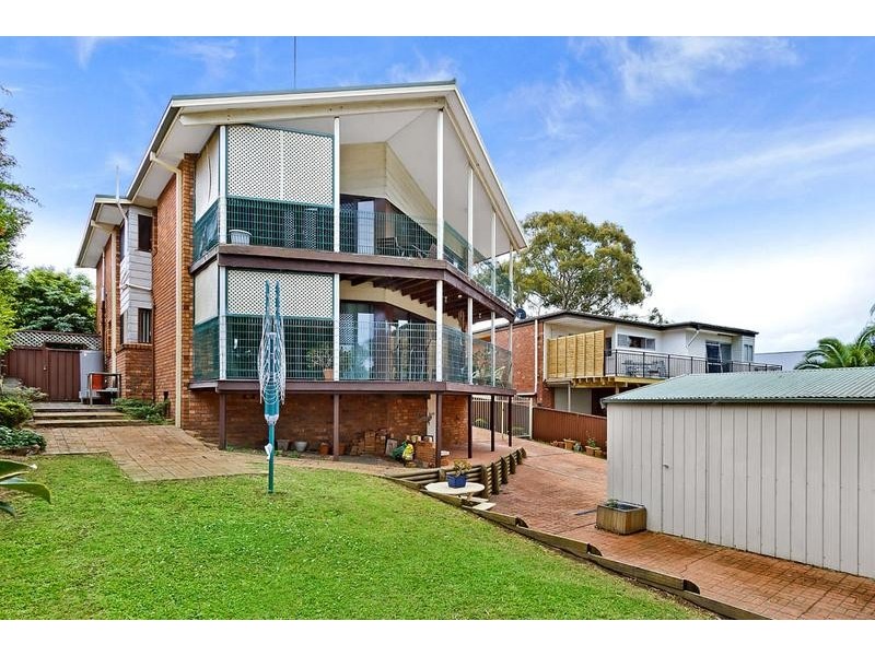 38 Promenade Avenue, Bateau Bay NSW 2261