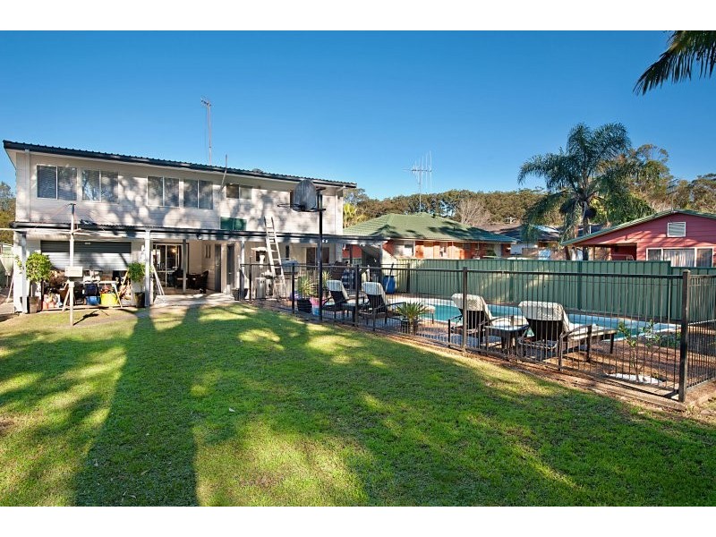 91 Platypus Road, Berkeley Vale NSW 2261