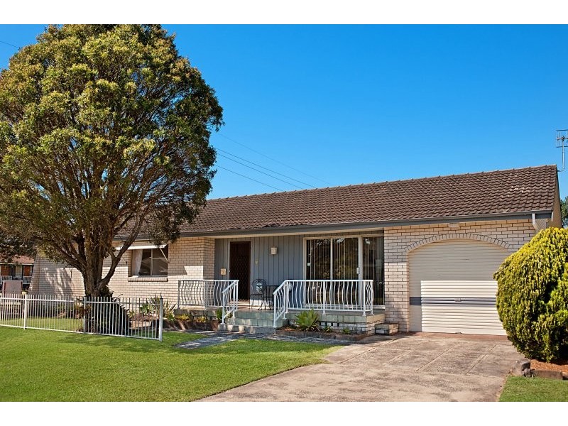 17 Graham St, Long Jetty NSW 2261
