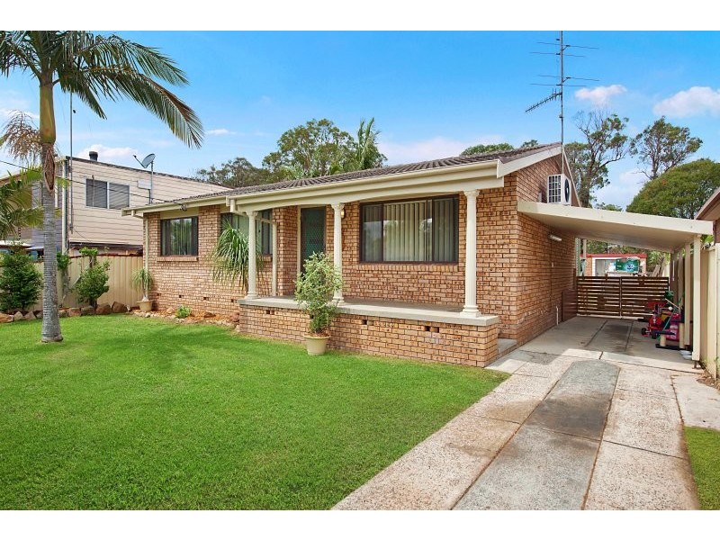 58 Kingsford Smith Dr, Berkeley Vale NSW 2261