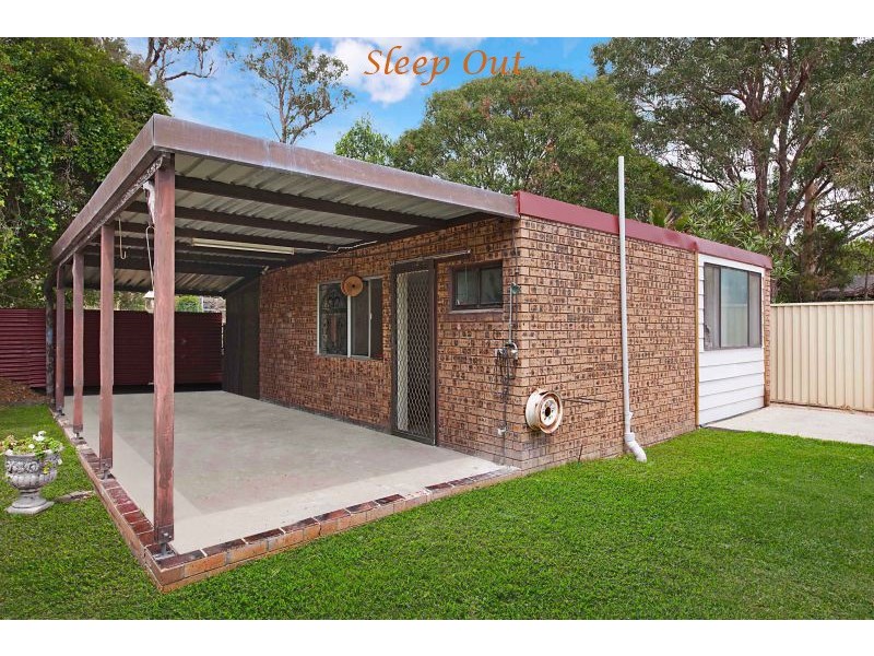 58 Kingsford Smith Dr, Berkeley Vale NSW 2261