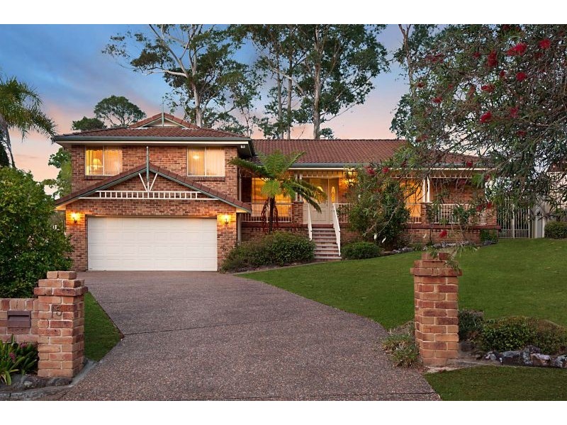 15 Wendie Cl, Tumbi Umbi NSW 2261