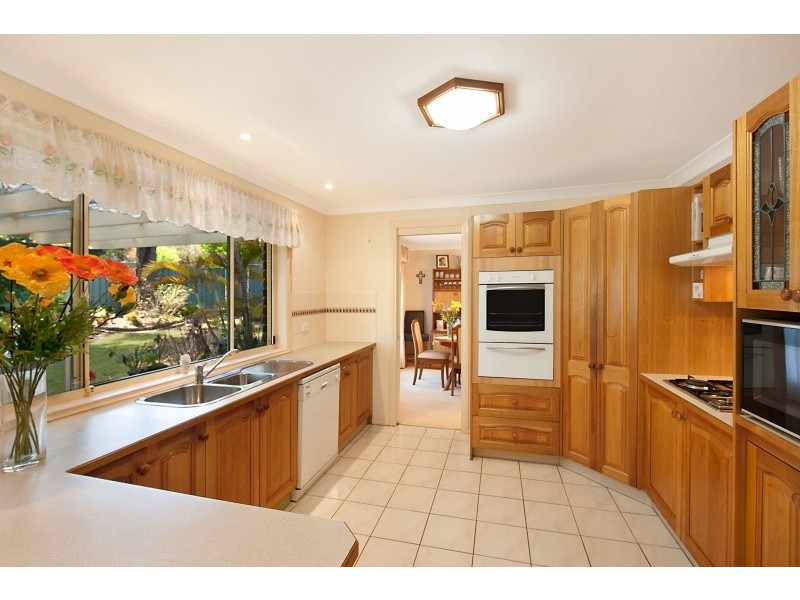 15 Wendie Cl, Tumbi Umbi NSW 2261