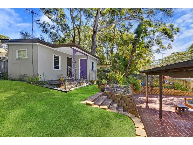 19 Burrawong St, Bateau Bay NSW 2261