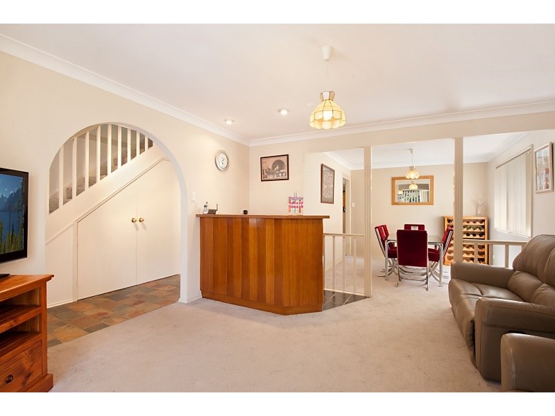 4 Appletree Cl, Glenning Valley NSW 2261