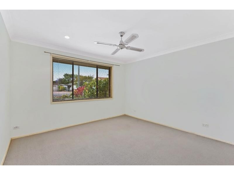 5 Moorah Ave, Blue Bay NSW 2261