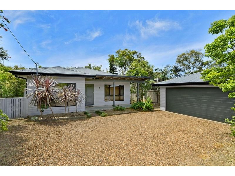 1 Elaine Avenue, Berkeley Vale NSW 2261