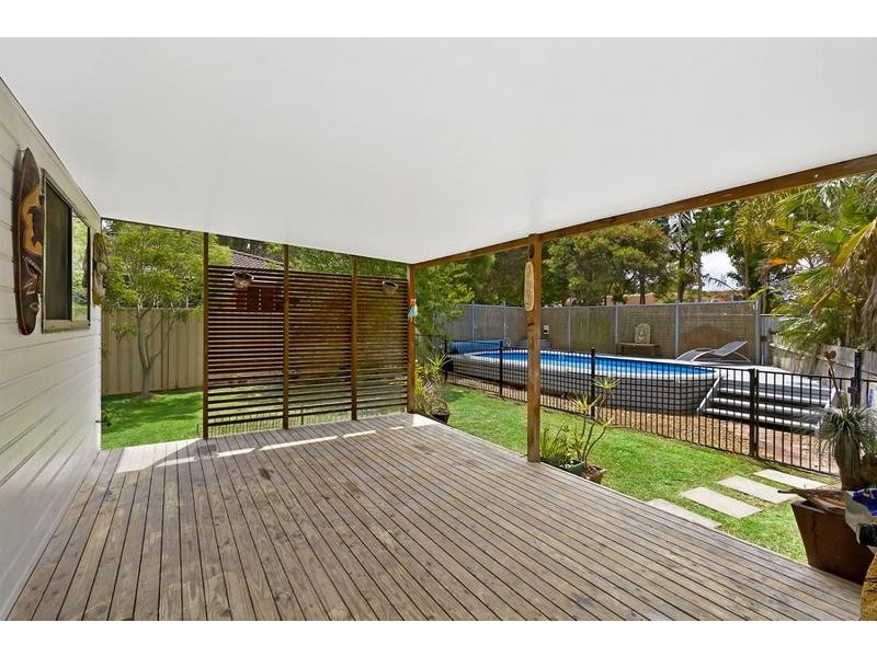 1 Elaine Avenue, Berkeley Vale NSW 2261
