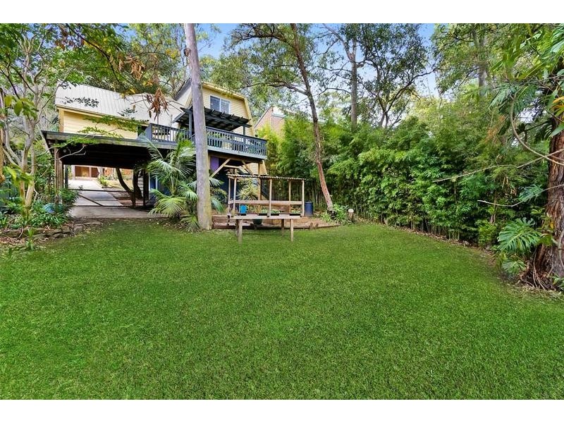 9 Northview Dr, Bateau Bay NSW 2261