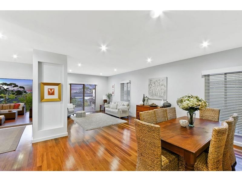 2 Sycamore Avenue, Bateau Bay NSW 2261