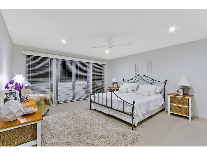 2 Sycamore Avenue, Bateau Bay NSW 2261