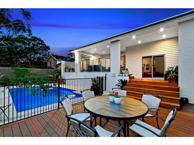 2 Sycamore Avenue, Bateau Bay NSW 2261