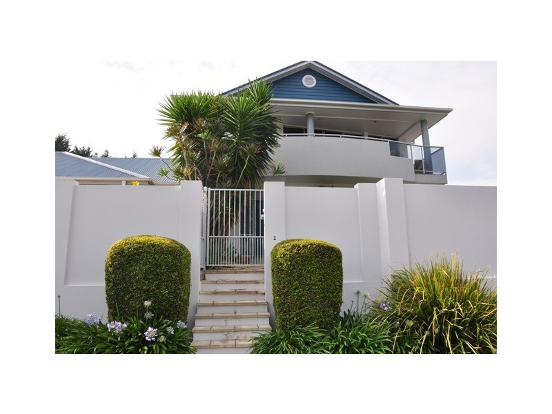 2/10 Ena Street, Terrigal NSW 2260