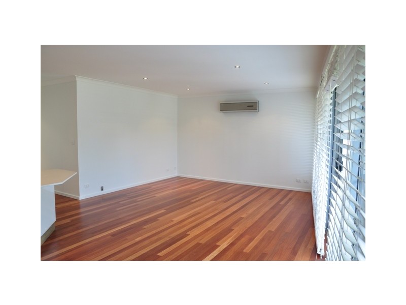 2/10 Ena Street, Terrigal NSW 2260