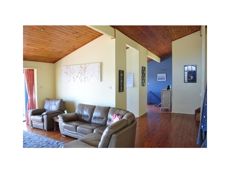 24 Coreen Drive, Wamberal NSW 2260