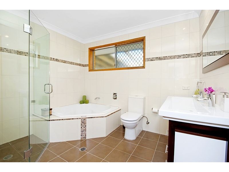 51 Robertson Road, Killarney Vale NSW 2261