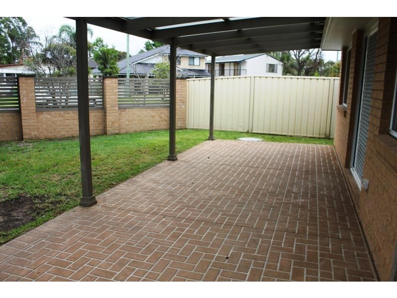 39 Shamrock Drive, Berkeley Vale NSW 2261