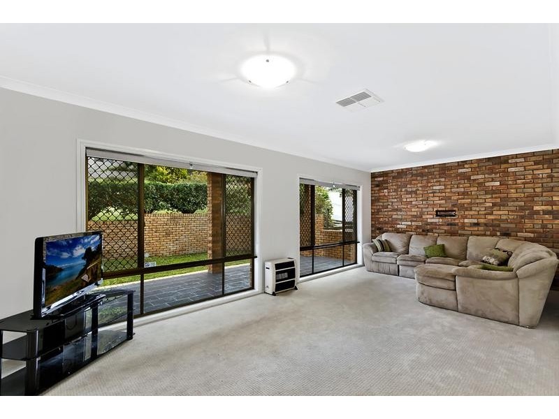 21 Keveer Cl, Berkeley Vale NSW 2261