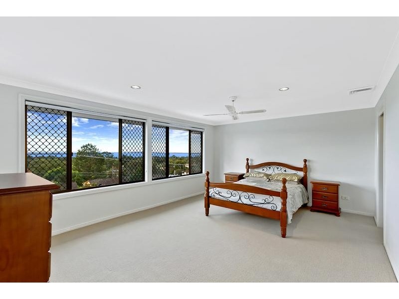21 Keveer Cl, Berkeley Vale NSW 2261
