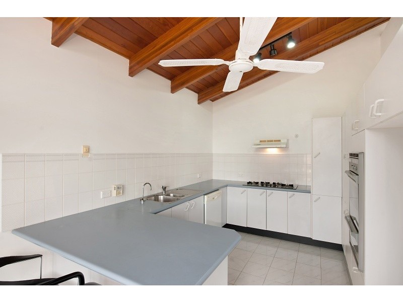 202 Lakedge Avenue, Berkeley Vale NSW 2261