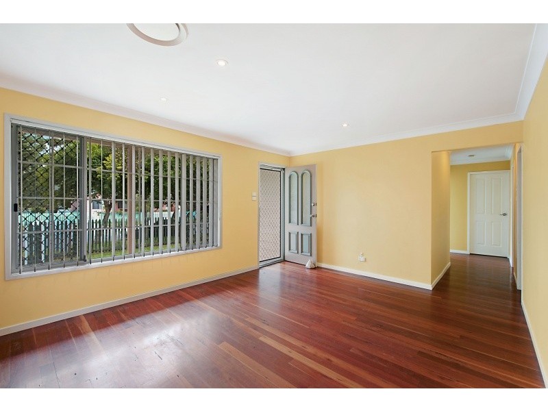 68 Kingsford Smith Drive, Berkeley Vale NSW 2261