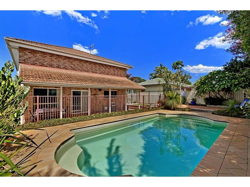 68 Sunrise Ave, Budgewoi NSW 2262