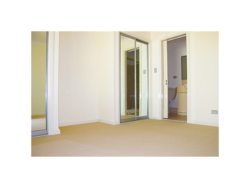 10/306 Terrigal Drive, Terrigal NSW 2260