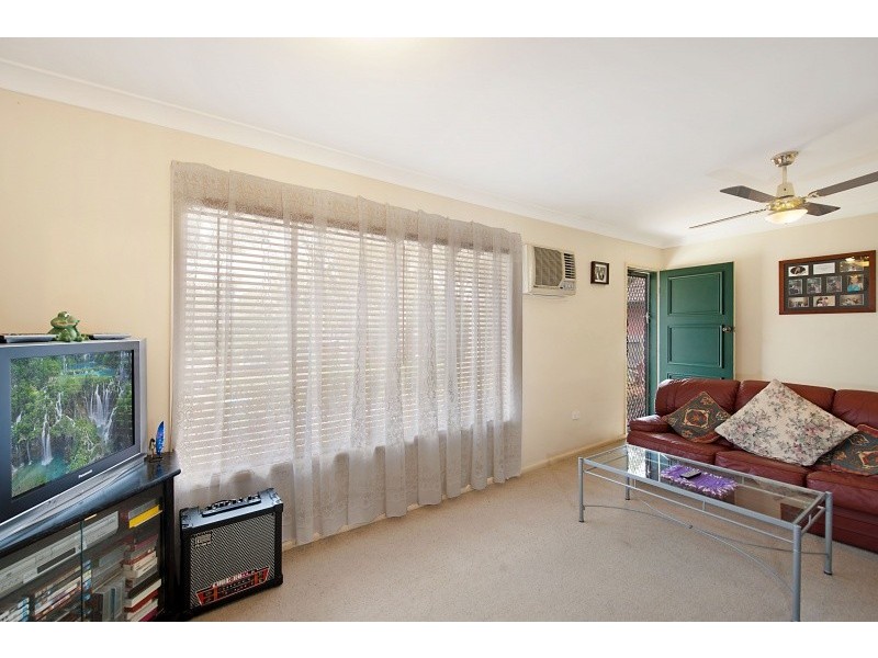 145 Kerry Crescent, Berkeley Vale NSW 2261