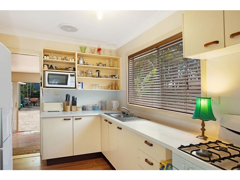 145 Kerry Crescent, Berkeley Vale NSW 2261