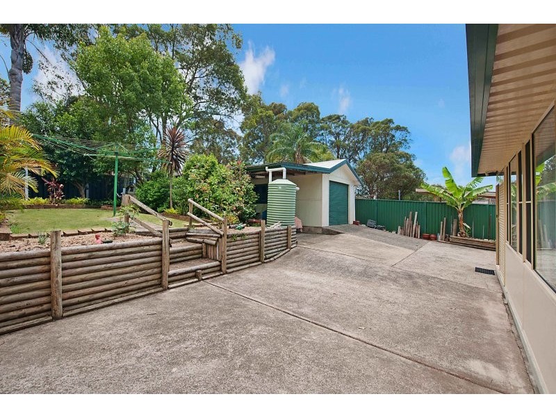 145 Kerry Crescent, Berkeley Vale NSW 2261