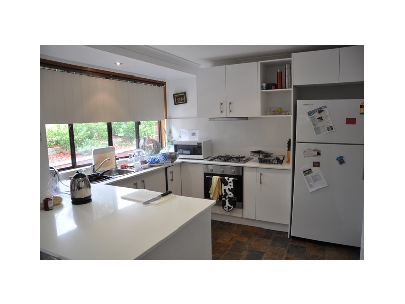 7 Oakehampton Court, Bateau Bay NSW 2261