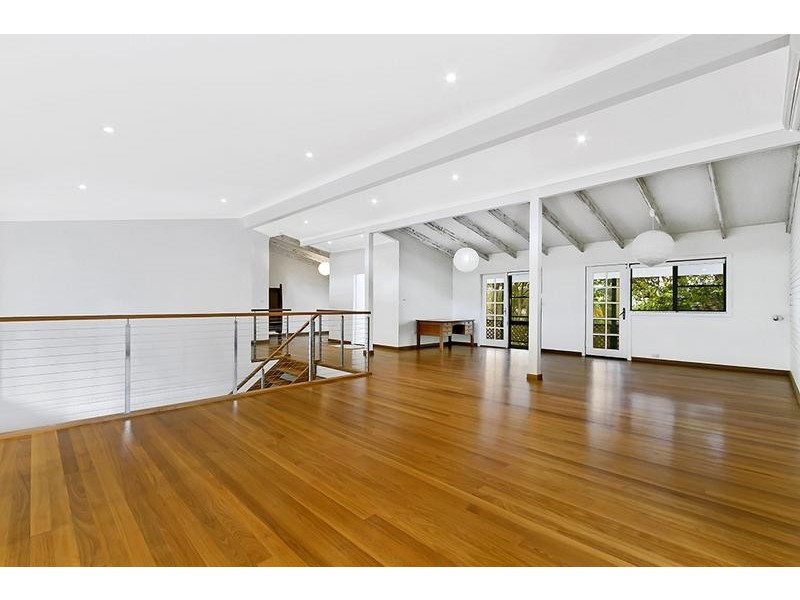 17 Northview Dr, Bateau Bay NSW 2261