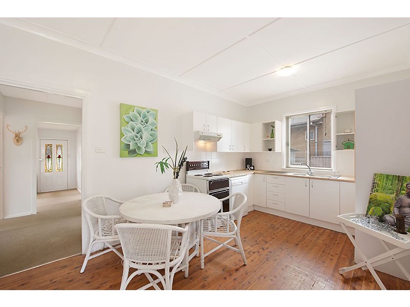 215 Geoffrey Road, Chittaway Point NSW 2261