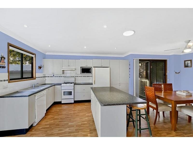 92 Thomas Mitchell Rd, Killarney Vale NSW 2261