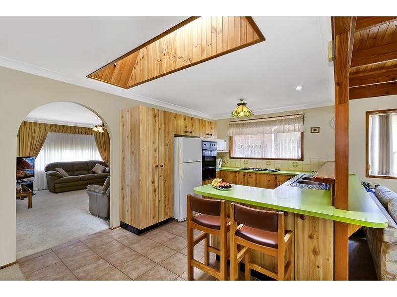 21 Haigh Close, Berkeley Vale NSW 2261